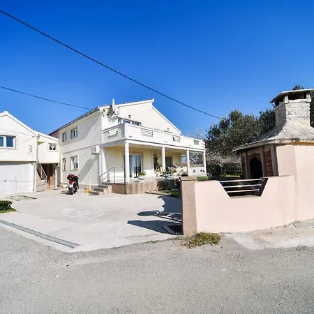 Apartman Novokmet-crno * Zadar