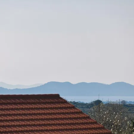 Apartman Novokmet-crno Guest house Zadar