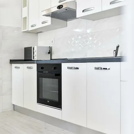 בית הארחה Apartman Novokmet-crno זאדאר